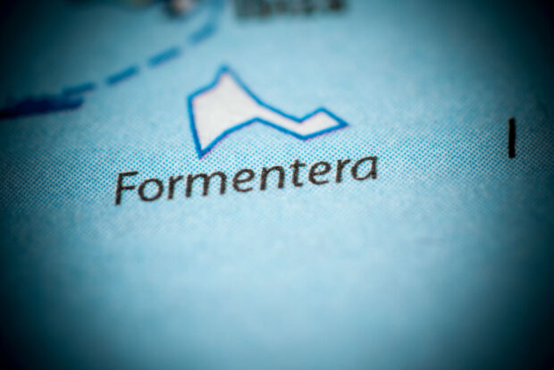 cartina formentera su tela