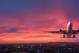 aereo volando sull'isola